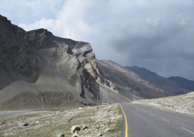 Srinagar - Kargil Highway