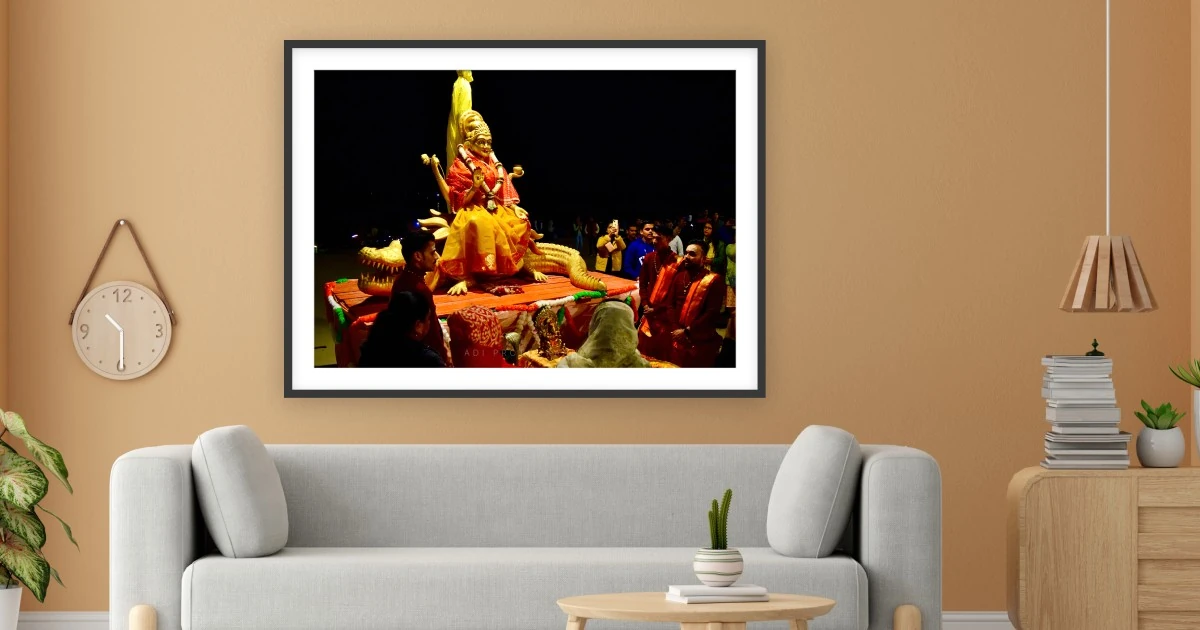 Varanasi Divine Sculpture Photography Print – Spiritual Indian Wall Art Varanasi Divine Sculpture Photography Print – Spiritual Indian Wall Art
